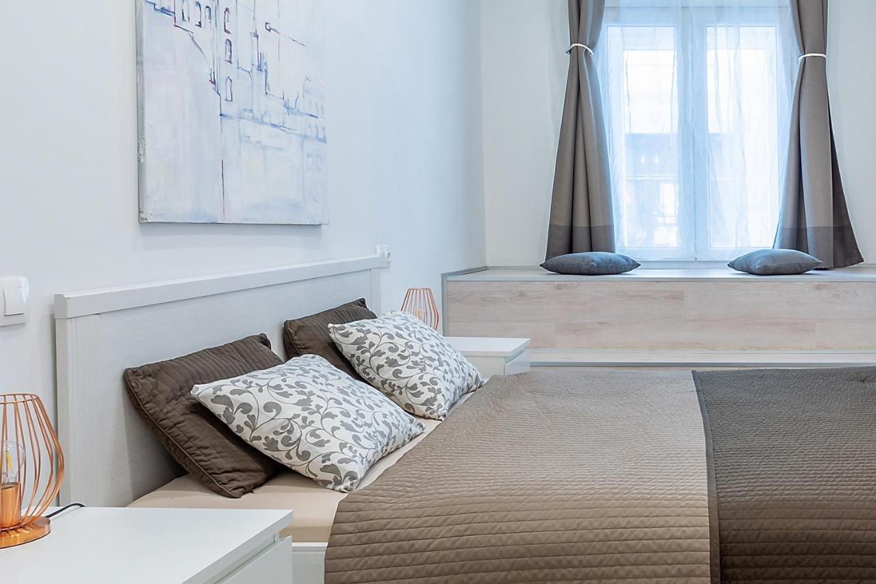 Appartement Goldcentral Dob *